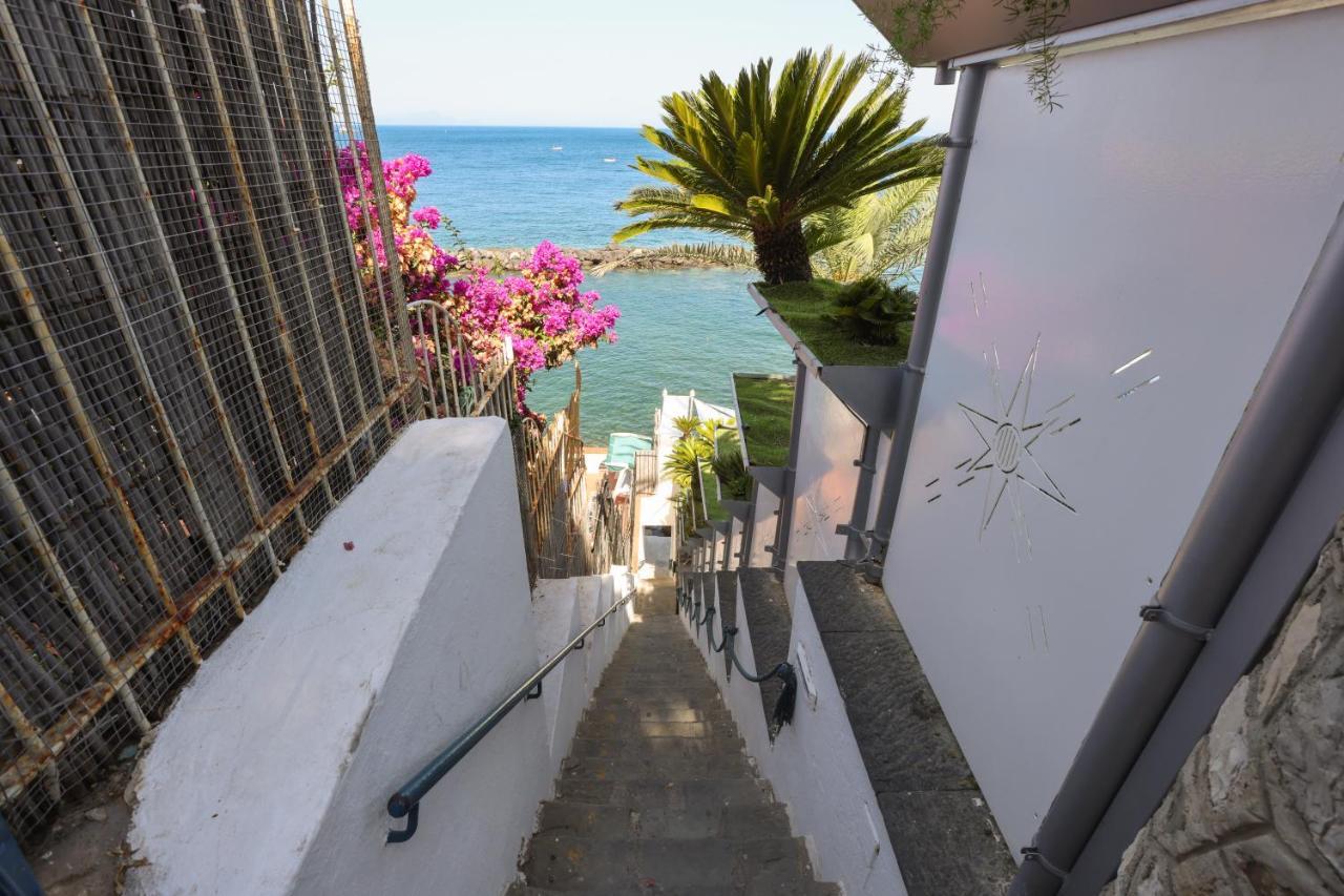 La Strada del Mare Guest House Massa Lubrense Exterior foto